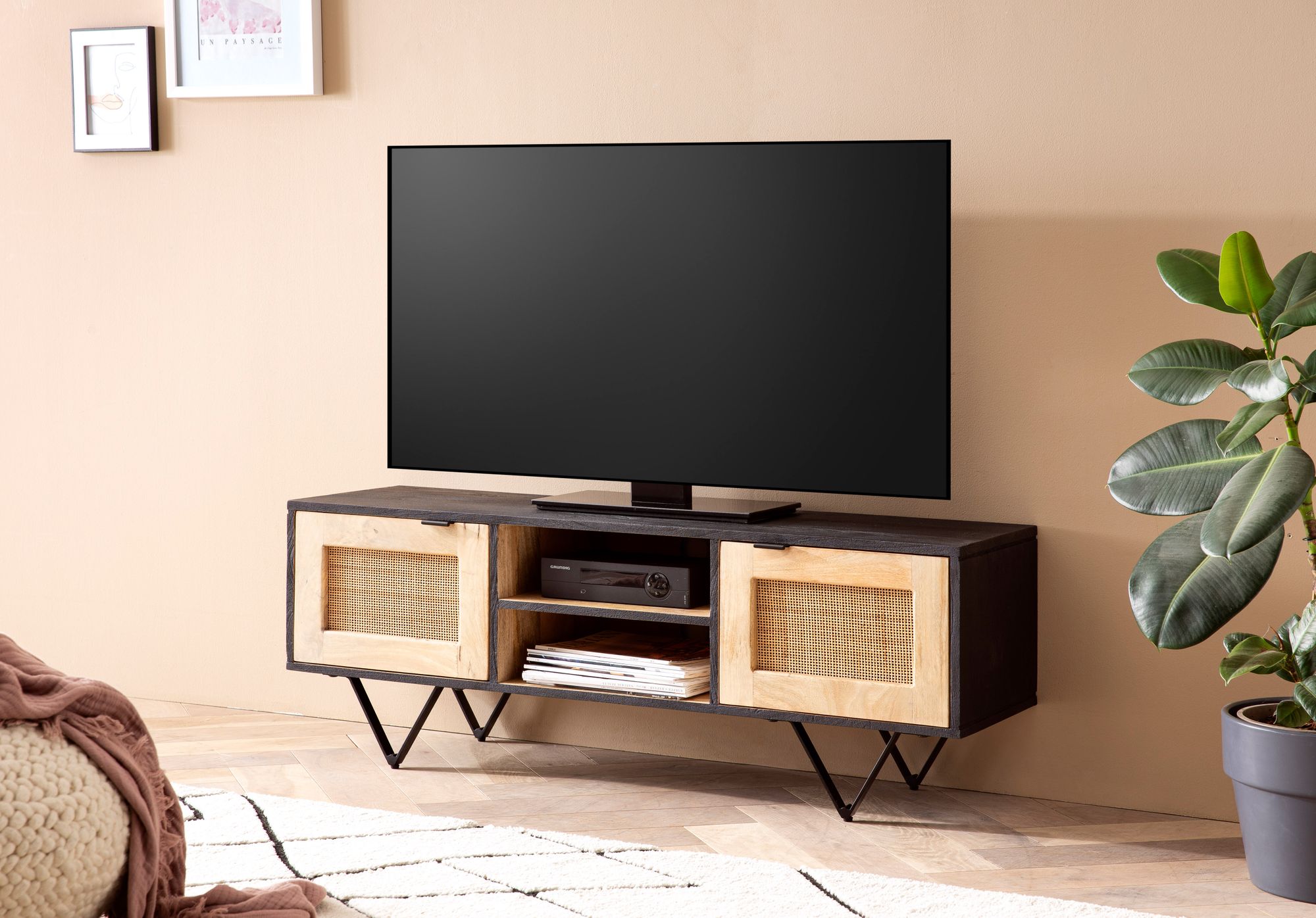 TV lowboard zwart mangohout rotan 120 cm