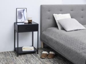 images/productimages/small/87997-nachtkastje-zwart-00.jpg
