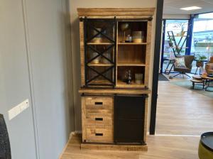 images/productimages/small/buffetkast-mangohout-120cm-01.jpg