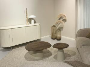 images/productimages/small/dressoir-wit-mangohout-170cm-02.jpg