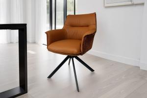 images/productimages/small/luxe-eetkamerstoel-cognac-echt-leder-met-stof-1.jpg