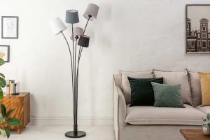 images/productimages/small/staande-lamp-met-diverse-kappen-1.jpg