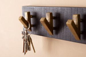 images/productimages/small/wl6770-wandgarderobe-60x8x10-cm-mango-zwart-goud-2.jpg