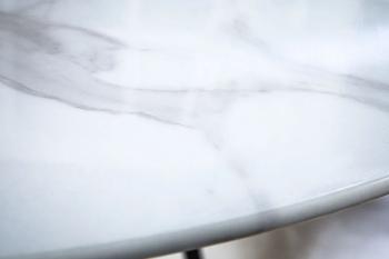 Detail blad van ronde tafel marmerlook wit 80 cm