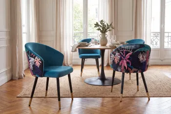 Stoel blauw velvet met jungle patronen