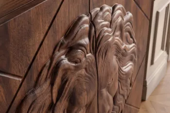 Highboard lion mangohout bruin goud onderstel 120 cm