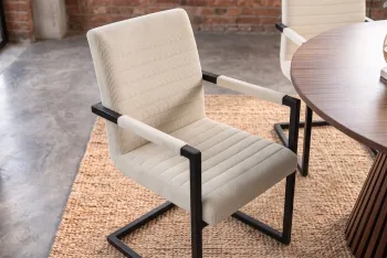 eetkamerstoel met armleuningen beige cord stof