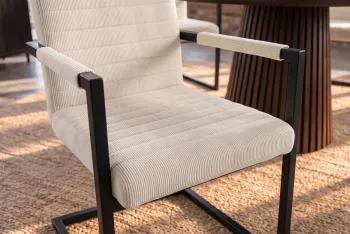 eetkamerstoel met armleuningen beige cord stof