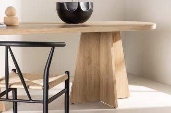 Ovale eettafel eiken met kruiskolompoten 230 cm