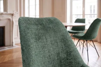 Scandinavische stoel groen zwarte poten