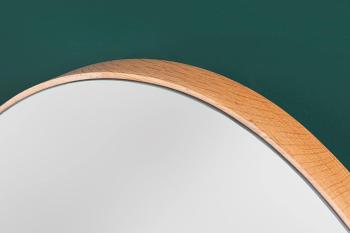 Spiegel met eiken rand organische vorm 60x70 cm