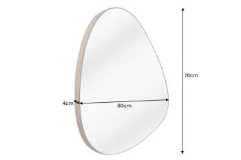 Spiegel met eiken rand organische vorm 60x70 cm