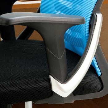 bureaustoel blauw zwart mesh