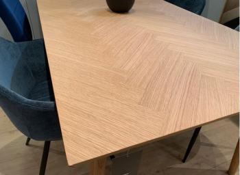 eiken eettafel visgraat 160 cm