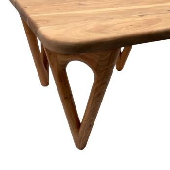 Bijzettafel vierkant met V-vorm poten 60 cm