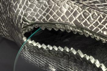 Hangende design bijzettafel krokodil zilver 61 cm